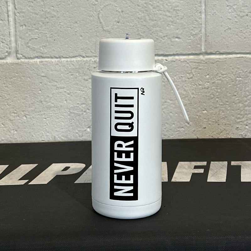 NEVER QUIT Drink Bottle 34oz