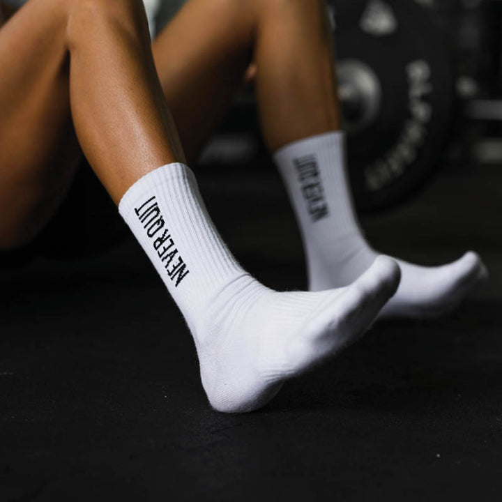 NEVER QUIT Crew Socks (Unisex)